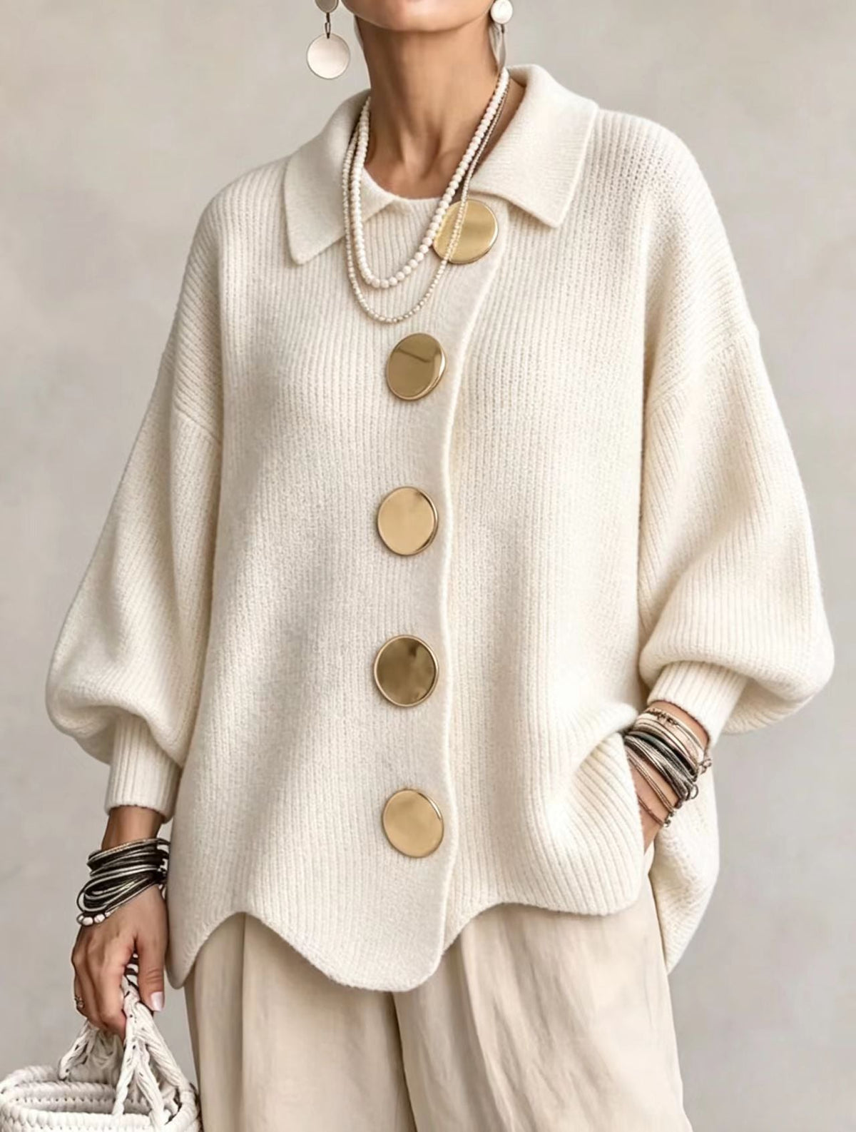 ISIDORA | Cárdigan Oversize de Punto con Grandes Botones Dorados