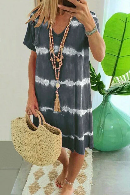 Vestido tipo camiseta de manga corta a rayas