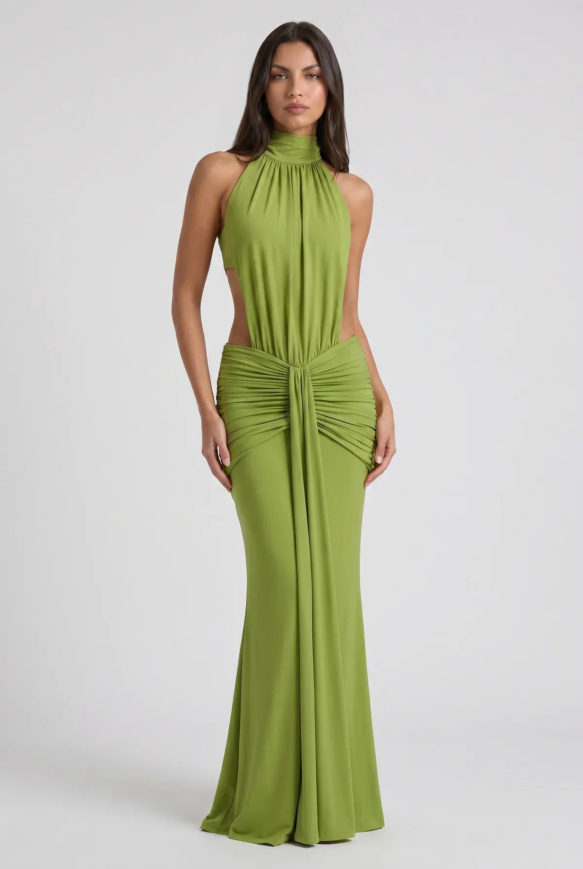 Vestido Maxi Marrón Chocolate – Elegancia Sensual con Drapeado
