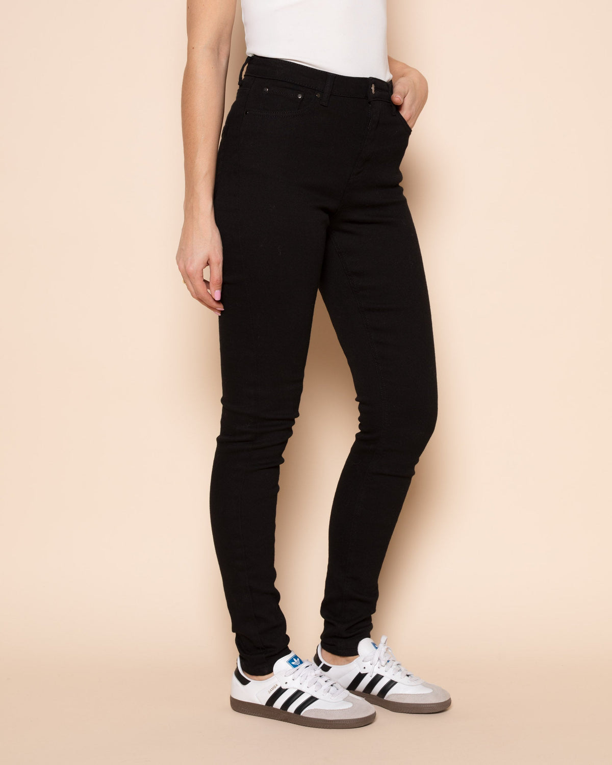 TRINIDAD | Pantalones pitillo negros